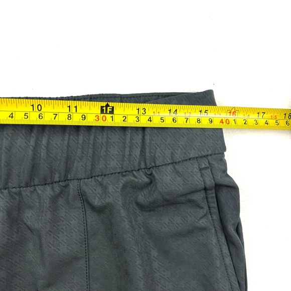 Nike DRI-FIT Gray/Black Victor Elastic Drawstring Golf Joggers - Picture 14 of 16